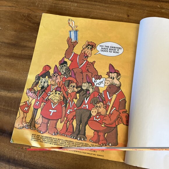 Burger King ALF MELMAC Meal Box Activity Book - Take Me, ALF To The Ball Game - Picture 4 of 11